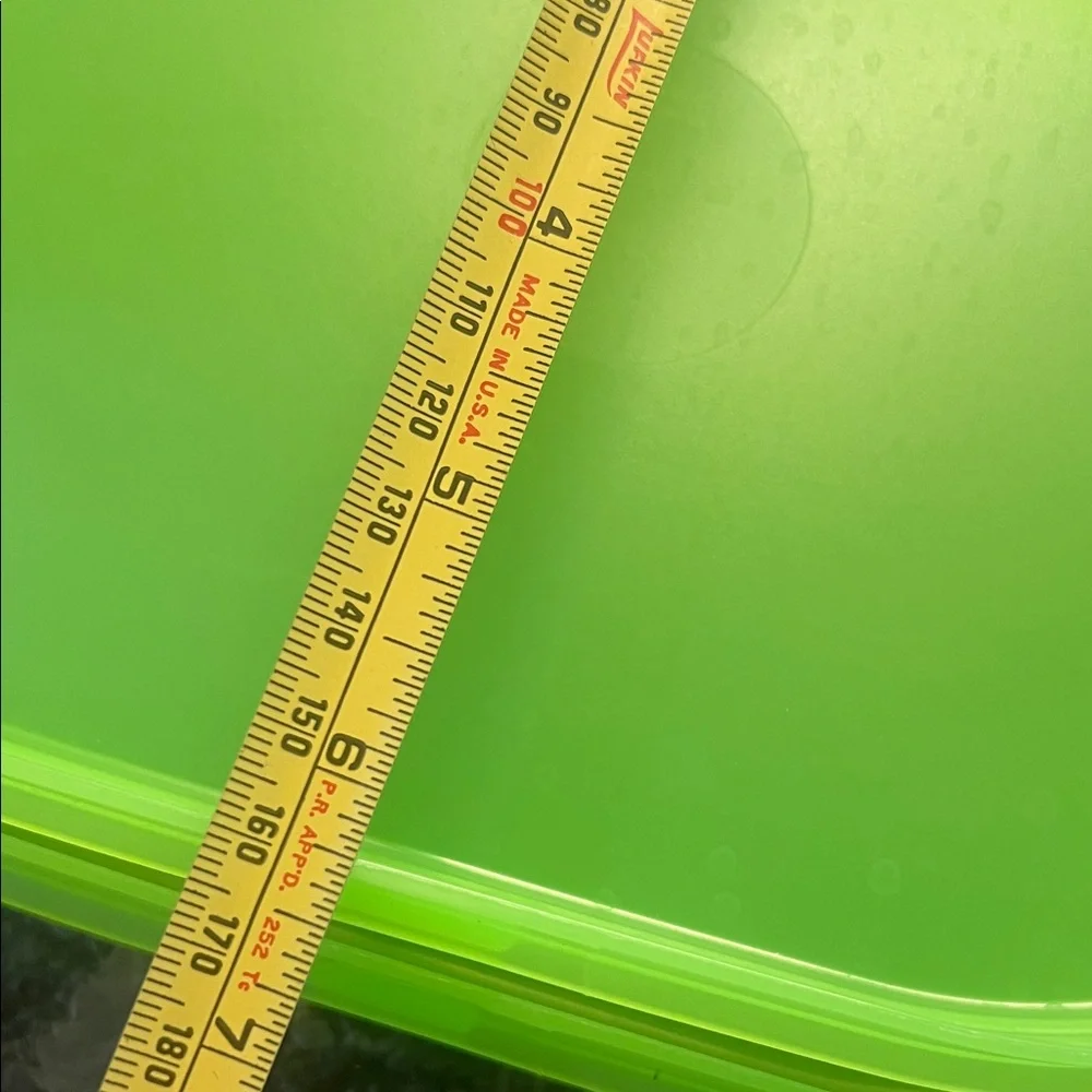 Tupperware Green Stackable Food Storage Containers - Picture 4 of 4